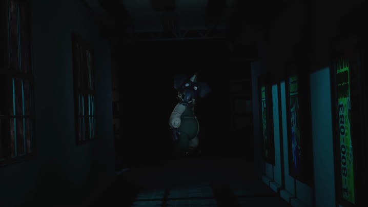 Shadyly maskot v tajnosti mimiku.