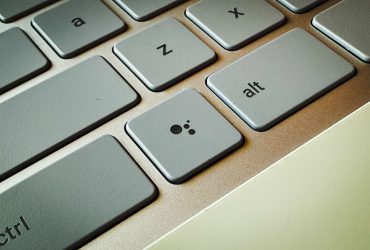 Google představuje Gemini jako náhradu za Google Assistant na Chrome OS.