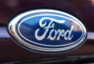 Ford čelí velké čisté ztrátě uprostřed výzev s elektromobily: CEO se dívá do Číny