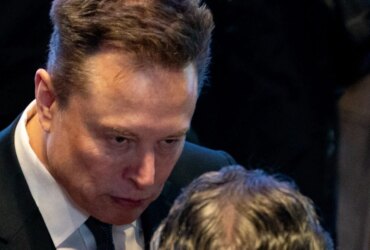 Spojení SpaceX a xAI: Riskantní, absurdní budoucnost?